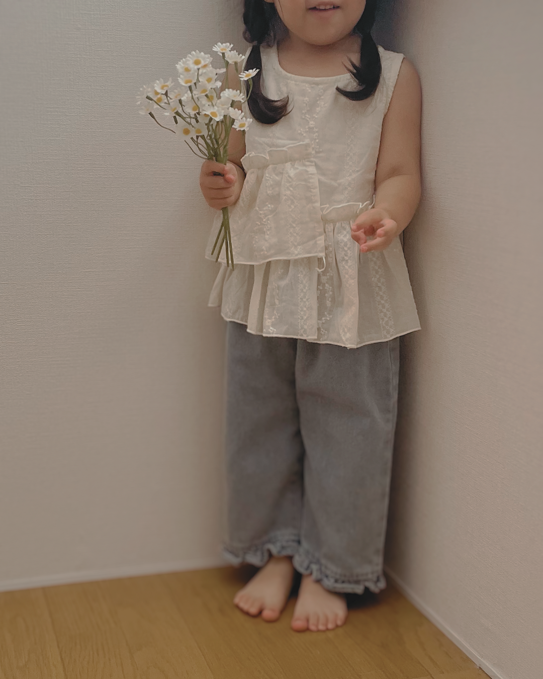 asymmetry frill shirt