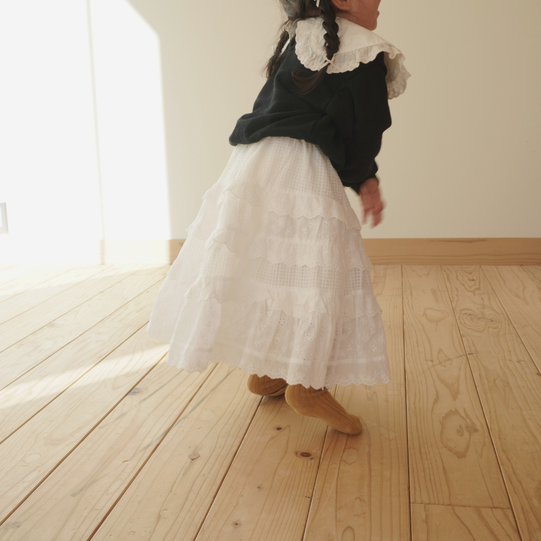 frill collar sweatshirt