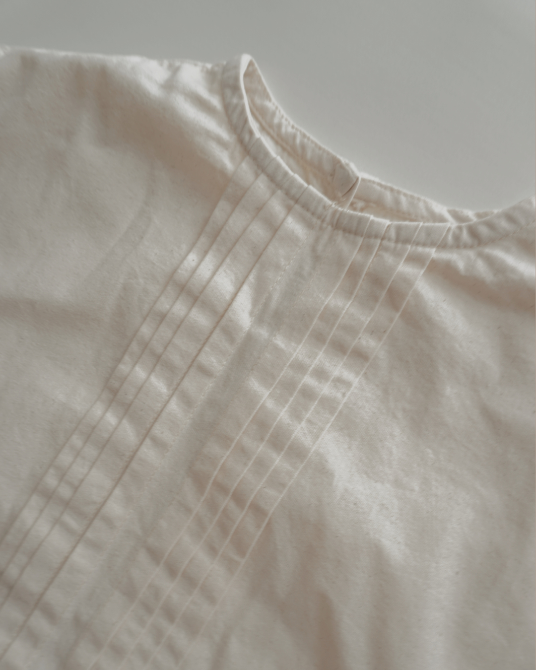 frill pintuck blouse