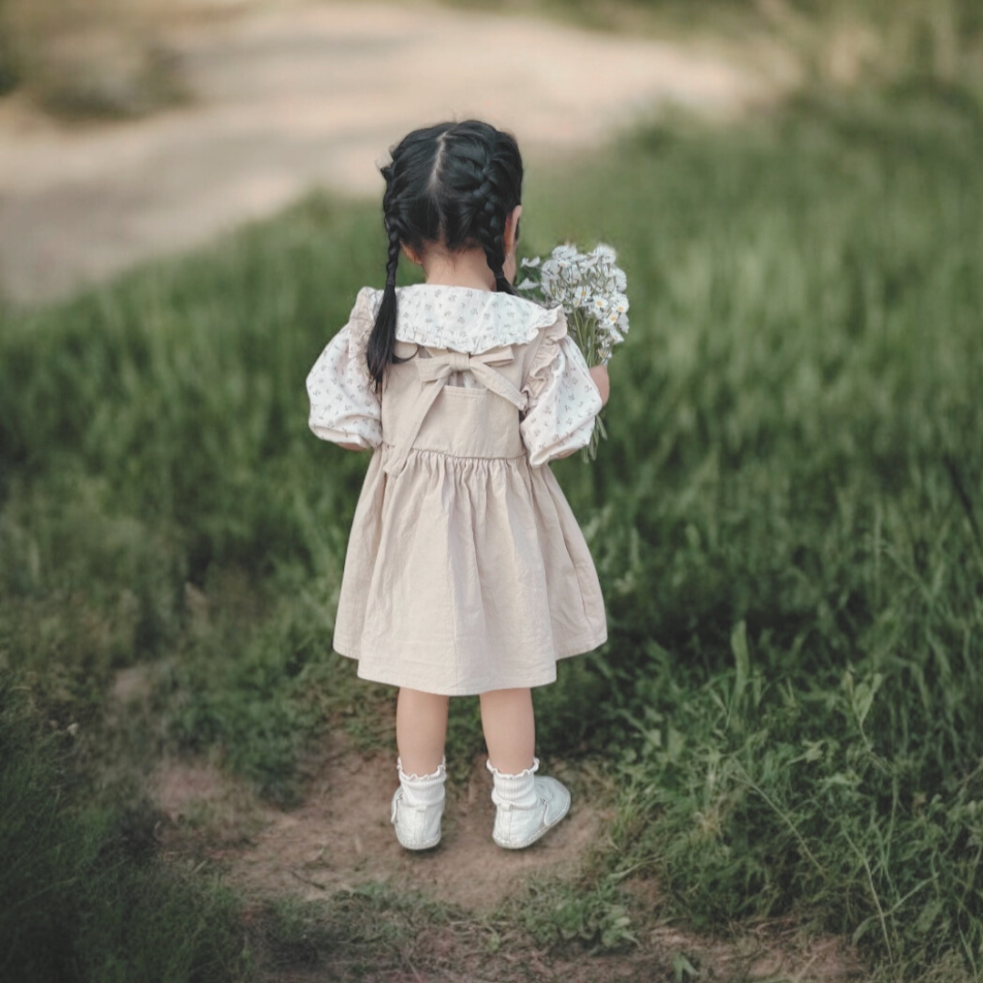 back ribbon dress