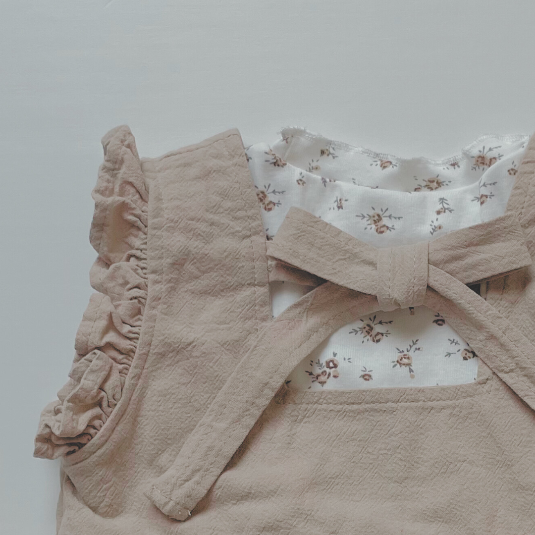 floral sleeveless shirt